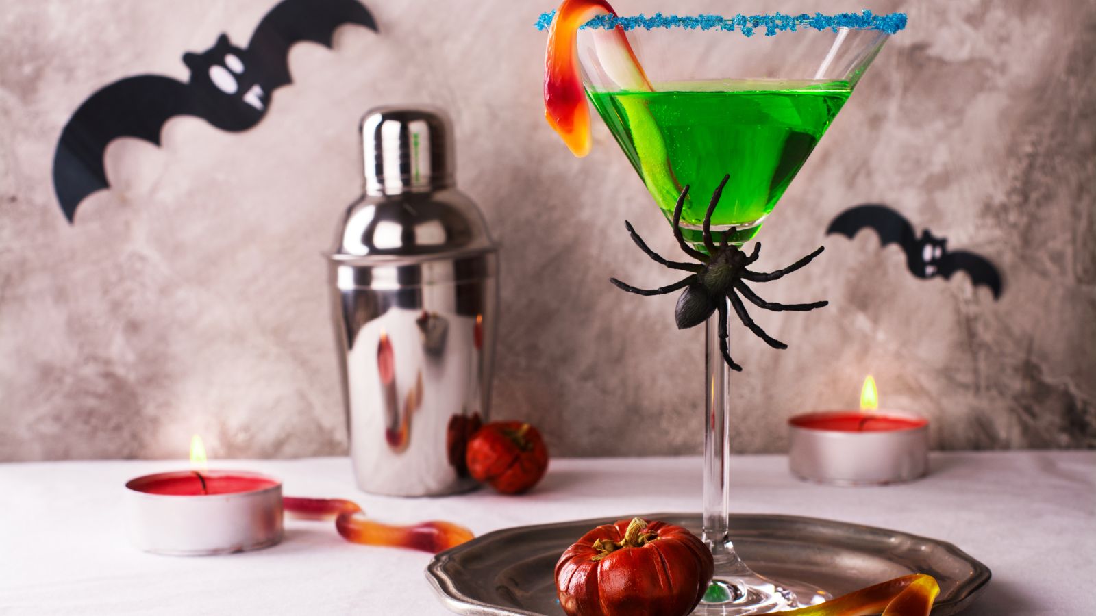 3 Best Creepy Black Rum Cocktails To Serve At Halloween